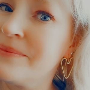 Meet your Posher, San